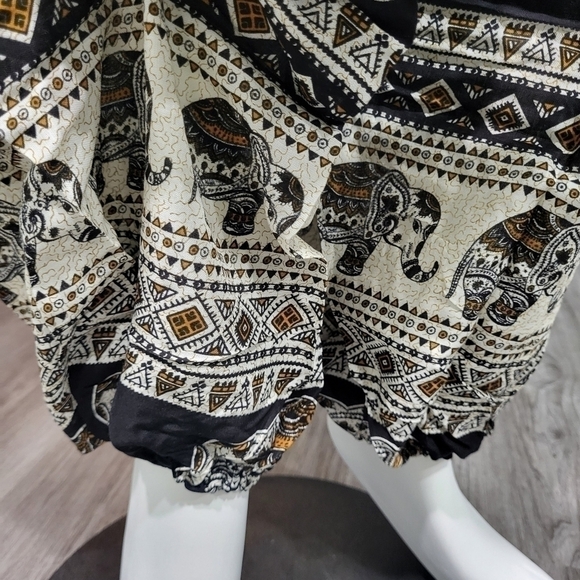 Chinrada - Smocked Waist harem PLUS SIZE 2XL πΉπ - Picture 9 of 10